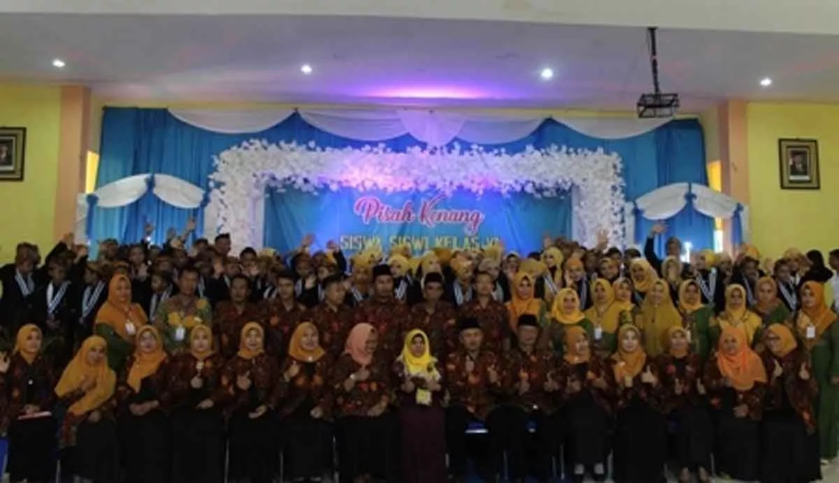 Pisah Kenang Kelas Vi Sdn Pangarangan 1 Sumenep Penuh Kemeriahan - Portalmadura.com Pisah Kenang Kelas VI SDN Pangarangan 1 Sumenep Penuh Kemeriahan