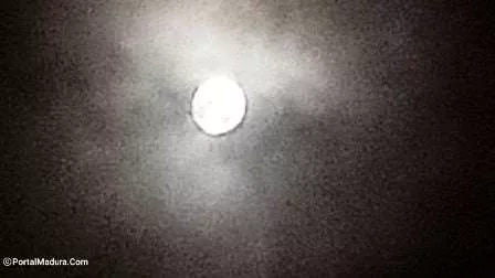 Penampakan Supermoon Di Pulau Madura - Portalmadura.com Penampakan Supermoon di Pulau Madura