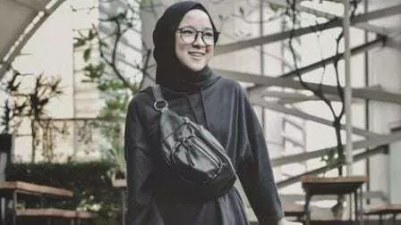 Inspirasi 5 Jenis Tas Nyaman Digunakan Sehar-Hari - Portalmadura.com Waist Bag