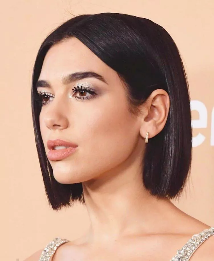 12+ Gaya Rambut Wanita 2023 Terbaik, Wajib Kamu Coba - Portalmadura.com Gaya Rambut Wanita 2021 Blunt bob
