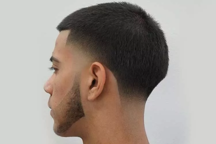 Inspirasi 8 Variasi Model Rambut Pria Buzz Cut - Portalmadura.com model rambut pria Tapered buzz cut