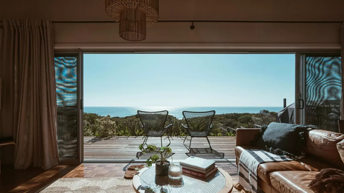 5 Desain Balkon Rumah Estetik Yang Menginspirasi - Portalmadura.com 5 Desain Balkon Rumah Estetik yang Menginspirasi