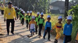 Meriah! Jjs Bertabur Hadiah Tutup Mpls Ramah Anak Di Sdn Lenteng Barat 4 Sumenep - Portalmadura.com Meriah! JJS Bertabur Hadiah Tutup MPLS Ramah Anak di SDN Lenteng Barat 4 Sumenep
