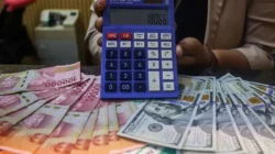 Rupiah Bergerak Konsolidatif Di Tengah Tekanan Global Dan Domestik: Apa Kata Analis? - Portalmadura.com Rupiah Bergerak Konsolidatif di Tengah Tekanan Global dan Domestik: Apa Kata Analis?