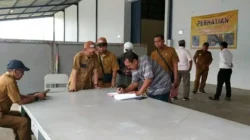Awas Curang! Pemkab Sumenep Plot Tim Gabungan Sidak Gudang Tembakau, Izin Terancam Dicabut - Portalmadura.com Awas Curang! Pemkab Sumenep Plot Tim Gabungan Sidak Gudang Tembakau, Izin Terancam Dicabut