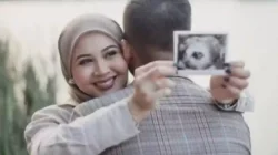 Profil Dan Biodata Lengkap Kesha Ratuliu: Hubungan Keluarga Dengan Mona Ratuliu Hingga Silsilah Orang Tua - Portalmadura.com Profil dan Biodata Lengkap Kesha Ratuliu: Hubungan Keluarga dengan Mona Ratuliu hingga Silsilah Orang Tua