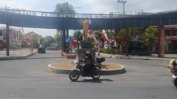 Upacara Hut Ri Ke-81 Di Kantor Pemkab Sumenep, Polisi Alihkan Arus Lalin Jalan Dr. Cipto: Cek Jalur Alternatifnya! - Portalmadura.com Upacara HUT RI ke-81 di Kantor Pemkab Sumenep, Polisi Alihkan Arus Lalin Jalan Dr. Cipto: Cek Jalur Alternatifnya!
