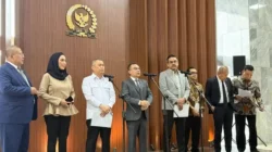 Resmi Terbit! Perpres Ojol 2026 Atur Tarif, Pembagian Pendapatan, Hingga Jaminan Sosial - Portalmadura.com Resmi Terbit! Perpres Ojol 2026 Atur Tarif, Pembagian Pendapatan, Hingga Jaminan Sosial