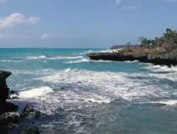 Jalan-Jalan Ke Pulau Giliyang