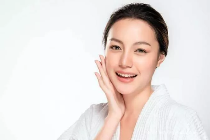 3 Tips Merawat Kulit Wajah Saat Musim Hujan