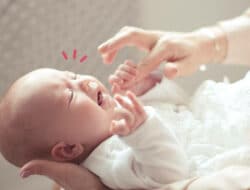 Pertolongan Pertama Atasi Sawan Pada Bayi