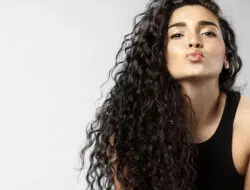 Pemilik Rambut Keriting, Ini 4 Hal yang Perlu Anda Hindari