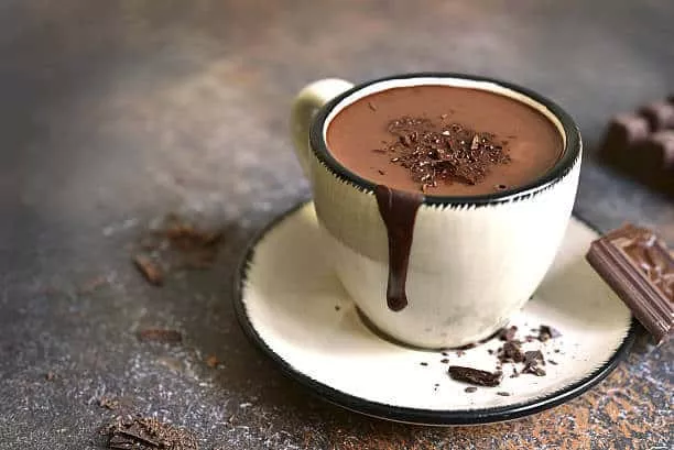 Ini Segudang Manfaat Minum Cokelat Hangat Bagi Kesehatan Tubuh