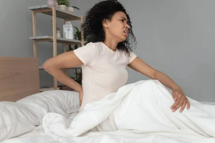 Inilah 3 Penyebab Punggung Sakit Saat Bangun Tidur