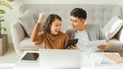 Orang Tua Muda, Ini Cara Cerdas Atur Keuangan dengan Baik