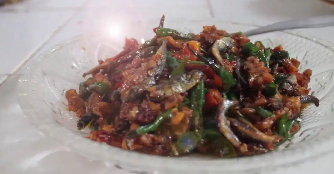 Cara membuat Sambal Ikan Asin