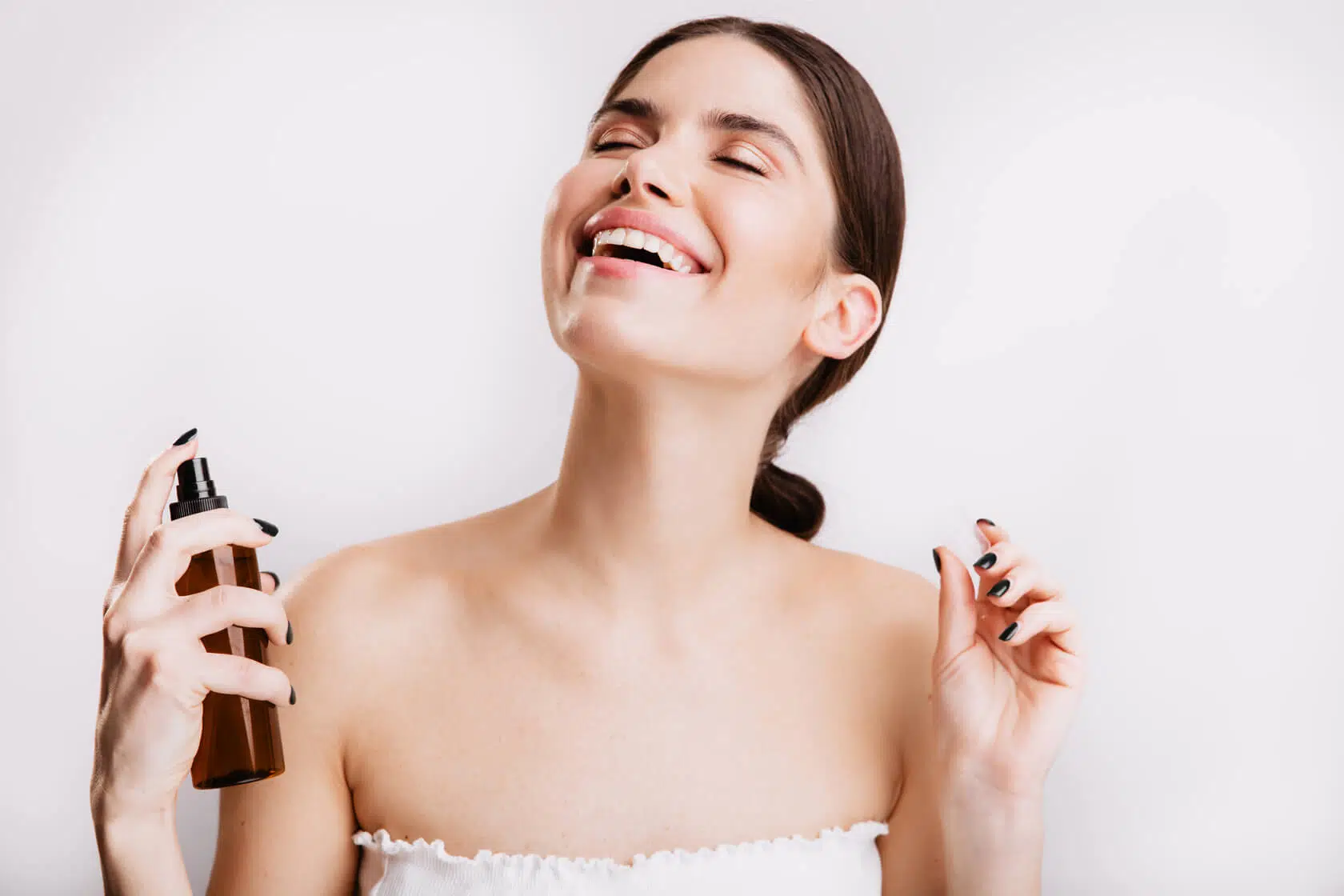 5 Resep Facial Mist yang Bisa Bikin Sendiri di Rumah dengan Bahan Alami