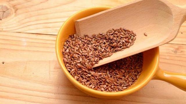 Cara Mengecilkan Payudara dengan Flaxseed