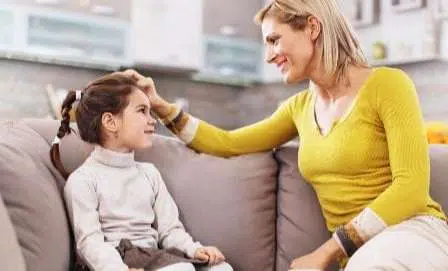 2 Cara Tepat Memuji Anak yang Perlu Orang Tua Perhatikan
