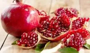 5 Khasiat Luar Biasa dari Buah Delima Bagi Kecantikan Kulit