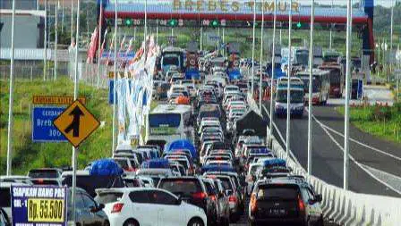 85 ribu lebih kendaraan kembali ke Jakarta setelah libur Natal