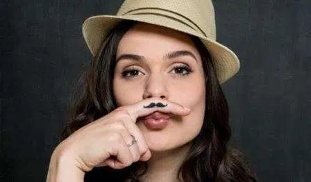 Ini Dia 5 Cara Ampuh dan Aman Hilangkan Kumis pada Wanita
