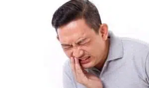 Ini Dia Alasan Kenapa Sakit Gigi Juga Menyebabkan Pusing