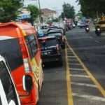 Bebek Sinjay Diserbu Pengunjung Hingga Terjadi Kemacetan 4 Km