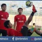 Lepas Bayu Gatra,  Rekrut Andik Vermansyah?