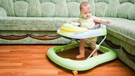 Pentingkah Pakai Baby Walker Untuk Bayi? Ini Jawabannya - Portalmadura.com Pentingkah Pakai Baby Walker untuk Bayi