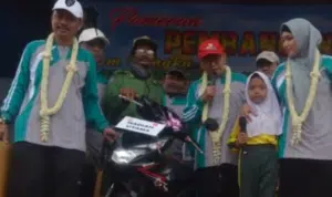 Dampingi Bupati, Ketua TP PKK Sumenep Nurfitriana Hadiri Pameran Pembangunan Kecamatan Manding