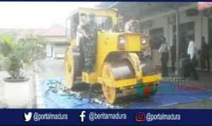Polres Sampang Musnahkan Miras dan Knalpot Brong