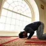 Umat Muslim, Ini 3 Kondisi yang Membolehkan Kita Membatalkan Salat
