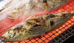 5 Tips Mencegah Ikan Agar Tidak Lengket Saat Dipanggang