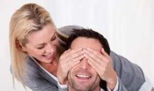 Ladies, 5 Hal Ini Sederhana yang Bikin Suami Makin Cinta