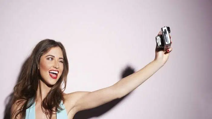 Ketahui, 4 Tipe Kepribadian Dilihat dari Gaya Selfie Anda?