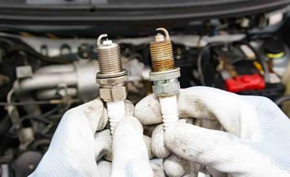 5 Tanda Busi Mobil Kesayangan Anda Harus Diganti