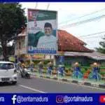 Diduga Tebang Pilih Tertibkan APK, Bawaslu dan KPU Pamekasan Cuci Tangan