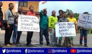Aksi Solidaritas, WTS Kecam Kekeresan pada Jurnalis di Pamekasan