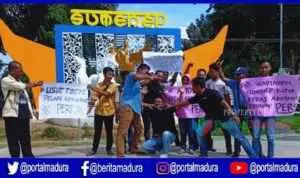 Aksi Solidaritas, Wartawan Sumenep Gelar Demo