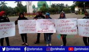 Aksi Solidaritas, Wartawan Pamekasan Kecam Perlakuan Premanisme
