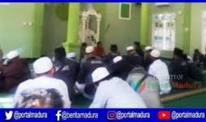 Penjual Senpi Belum Diamankan, Alumni Pesantren Bata-Bata Datangi Polres Sampang