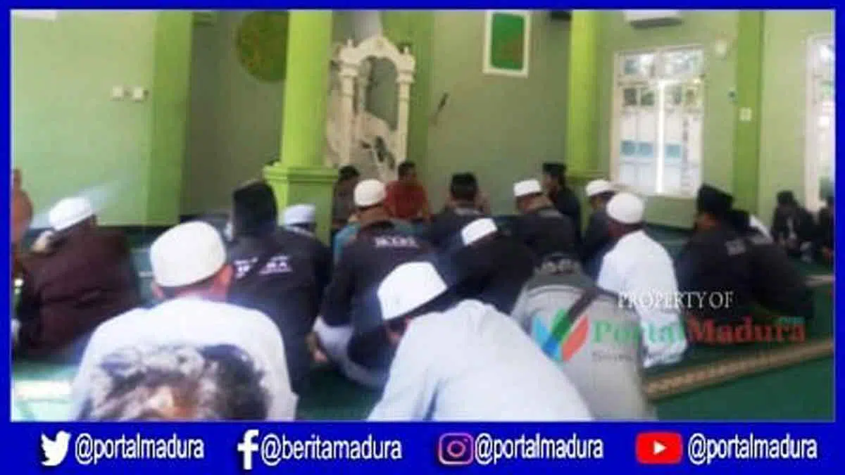 Penjual Senpi Belum Diamankan, Alumni Pesantren Bata-Bata Datangi Polres Sampang