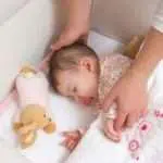 Begini 3 Cara Jitu Menidurkan Bayi Tanpa Perlu Menangis di Tengah Malam