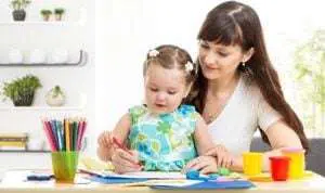 Bunda, Yuk Asah Kreativitas Anak dengan Manfaatkan Kertas Koran