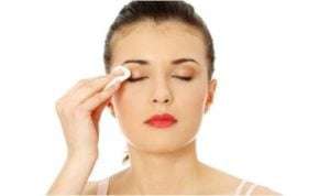 Cara Gunakan Makeup Waterproof yang Benar dan Aman Bagi Kulit