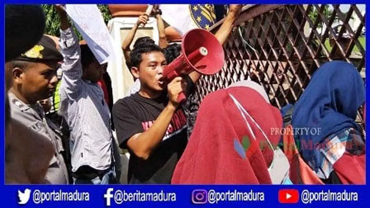 Mahasiswa Sumenep Demo, Desak Bupati Evaluasi Penetapan Direksi PT Sumekar
