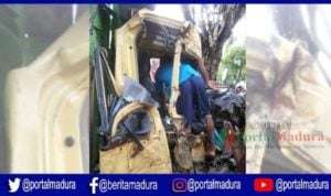 Diduga Setir Tak Berfungsi, Truk Tabrak Pohon di Sumenep