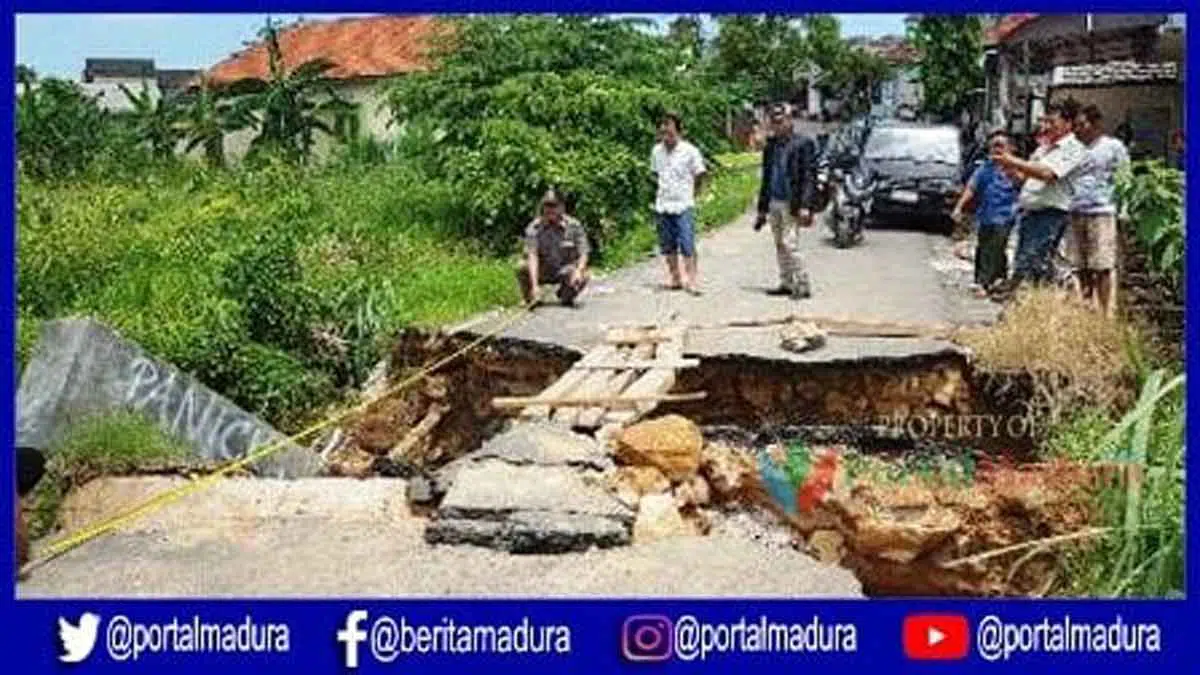 Gorong-gorong Penghubung Antar Desa di Pantura Pamekasan Ambles