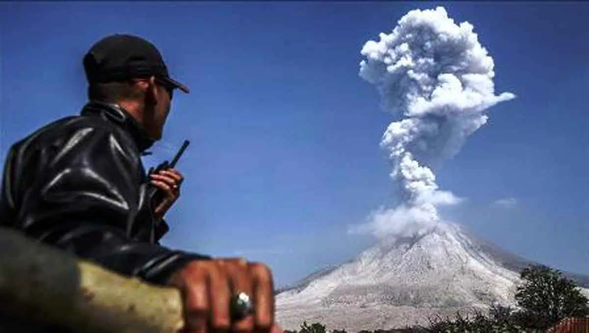 Gunung Ibu erupsi 62 kali